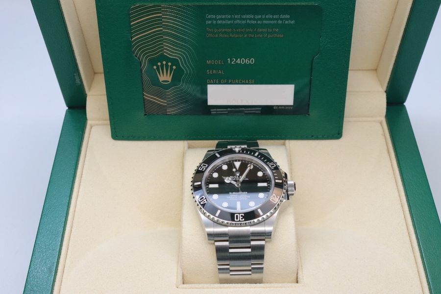 Rolex Submariner 124060